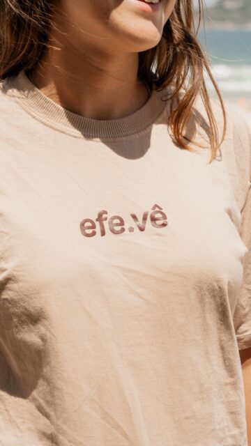 A efe.vê nasceu da sua essência: futevôlei, praia e resenha.